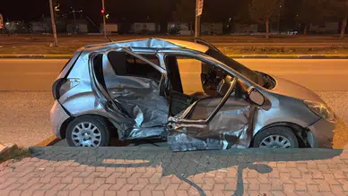 Erzincan'da kaza : 1'i ağır 3 yaralı