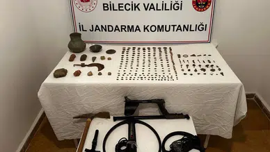 Bilecik'te tarihi eser operasyonu : 349 parça ele geçirildi