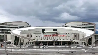 Erzurum Şehir Hastanesi'nde sahte rapor soruşturması : 13 şüpheli tutuklandı