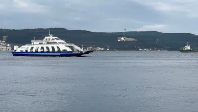 Çanakkale'de bazı feribot seferleri iptal edildi