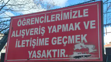 Eskişehir'de okul tellerinde ilginç uyarı : Görenler şaşırdı