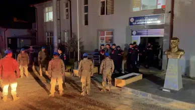 Çankırı'da uyuşturucu tacirlerine operasyon : 13 şüpheli tutuklandı