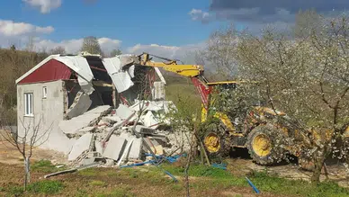 Bursa İnegöl'de 142 kaçak yapı yıkıldı