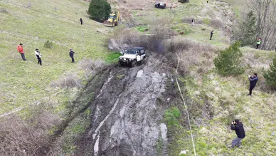 Bursa'da Off-Road etkinliğinde kaza : Takla atan araç kameraya yansıdı