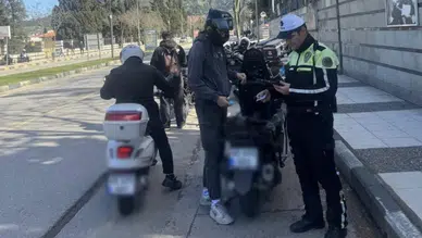 Manisa'da motosiklet denetimi : 3 milyon 800 bin TL yazıldı