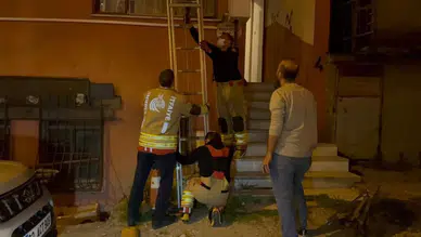 Edirne'de kötü koku ihbarına giden ekipler, evde cansız beden buldu