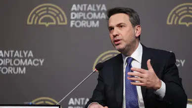 Bakan Bayraktar, Antalya Diplomasi Forumu'nda