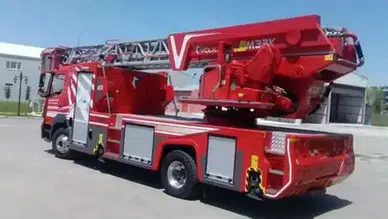 Van Edremit'te sazlık alan yandı