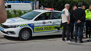 Zonguldak'ta yük treni polis aracına çarptı : Liman kavşağında kaza