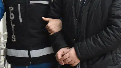 Adana'da 17,5 yıl hapis cezası bulunan firari hükümlü yakalandı