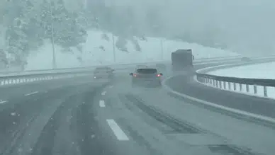 Bartın - Ankara Karayolu'nda kar kazalara neden oldu