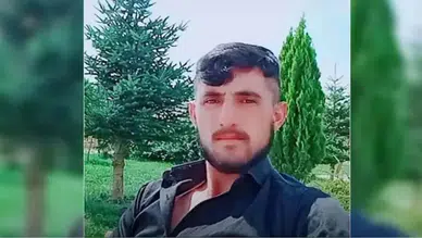 Van'da hayvanlarını otlatan gencin üzerine yıldırım düştü !