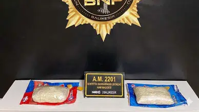 Balıkesir'de cips paketlerinin içinden 2 kilo uyuşturucu çıktı