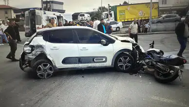 Arnavutköy'de zincirleme kaza : 1'i ağır 5 yaralı