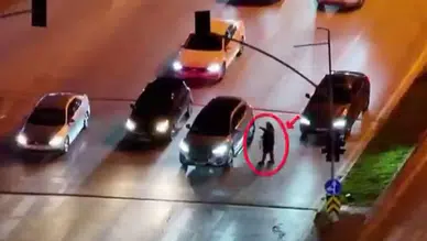 Gaziantep'te dilenci operasyonu : Kavşakta satıcılık yapan 14 şüpheli gözaltında