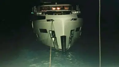Çanakkale'de tekne sürüklendi : 4 kişi kurtarıldı