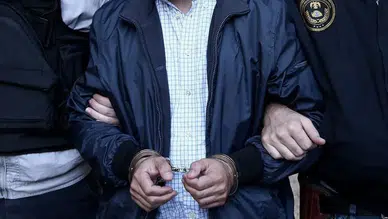 Erzurum'da torun dehşeti : Anneannesini bıçaklayıp rehin aldı