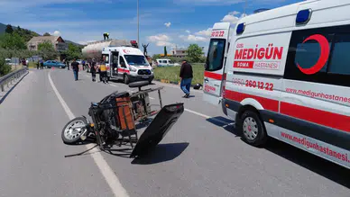 Manisa'da feci kaza : Ölü ve yaralılar var