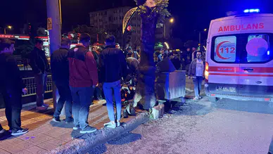 Kastamonu'da motosiklet otomobile çarptı, sürücü yaralandı