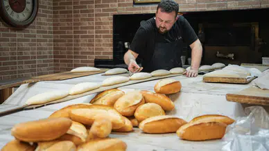 Kars'ta ekmeğe zam geldi : 200 gram ekmek fiyatı ne kadar oldu?