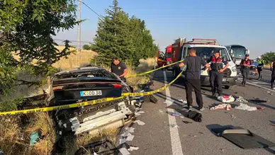 Nevşehir'de gurbetçi ailenin otomobili takla attı : 3 ölü, 1 yaralı
