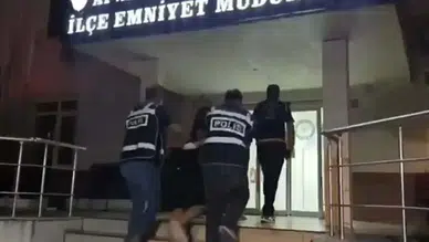 Balıkesir'de trafik kavgasında bir kişiyi bıçaklayan 2 şüpheli tutuklandı