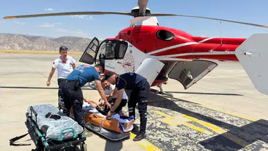 Şırnak'ta yaralanan hasta ambulans helikopterle Şanlıurfa'ya sevk edildi