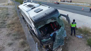 Aksaray'da 44 kişinin yaralandığı otobüs kazasında 1 kişi öldü