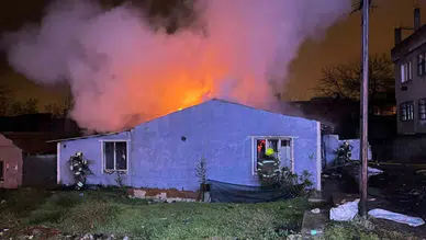 Amasya'da müstakil evde yangın : 83 yaşındaki kişi hastaneye kaldırıldı