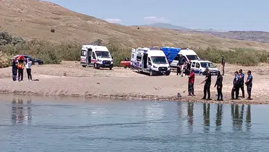 Sivas Kızılırmak'ta mevsimlik 3 işçi akıntıya kapıldı
