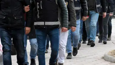 Kocaeli'de uyuşturucu satıcılarına operasyon : 5 tutuklama