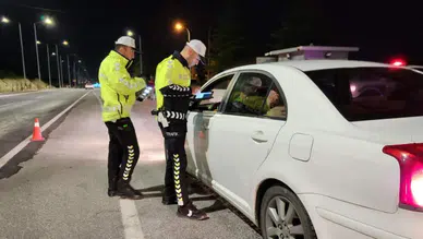Karaman'da polisten haftalık denetim raporu : 211 bin makaron ele geçirildi, 9 tutuklama