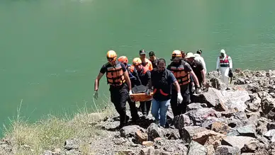Şavşat Deresi'nde kaybolan babanın cansız bedeni 17 gün sonra bulundu