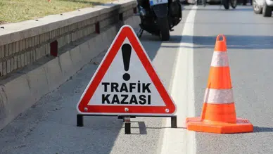 Bursa’da kavşakta feci çarpışma ! Motosiklet sürücüsü yaralandı