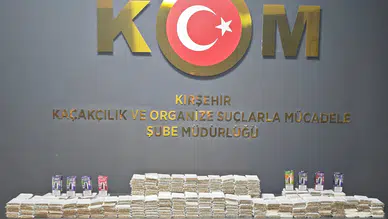Kırşehir’de kaçakçılık operasyonu : İş yerinden binlerce makaron ve elektronik nargile çıktı