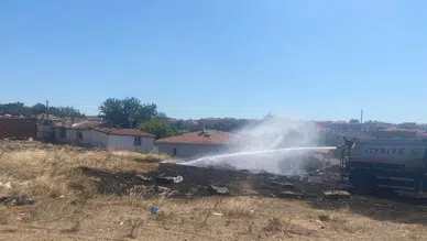 Edirne Keşan'da 1,5 saat içerisinde 5 yangın çıktı