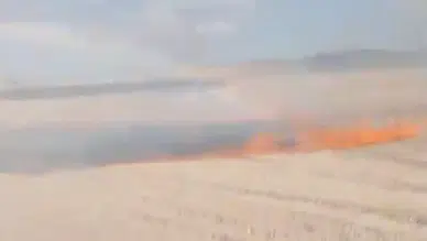 Yozgat'ta kontrolden çıkan anız ateşi bin dönümlük alanı kül etti