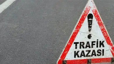 Karaman'da 2 otomobil çarpıştı : 3 kişi yaralı