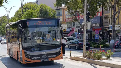 Kırşehir'de toplu taşıma ücretlerine zam : Tam bilet 32 TL oldu
