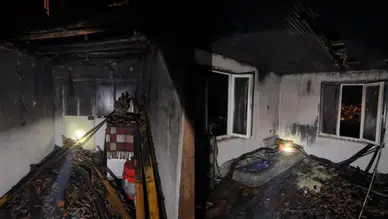 Burdur'da Müstakil Evde Korkutan Yangın: Çatı Kül Oldu