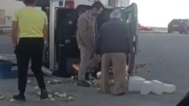 Sivrihisar'da otomobil minibüsle çarpıştı: 5 kişi yaralandı