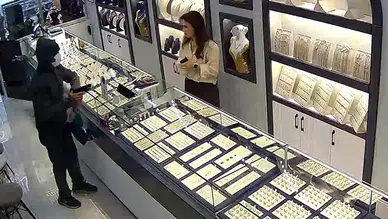 Tekirdağ Kapaklı'da Kuyumcuda Silahlı Soygun Girişimi
