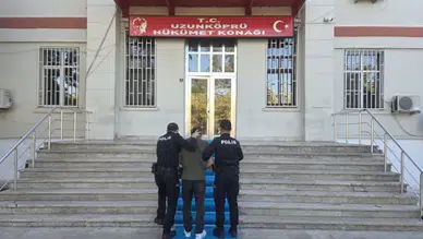 Edirne’de pansiyon önündeki bıçaklı kavganın cinayet şüphelisi tutuklandı