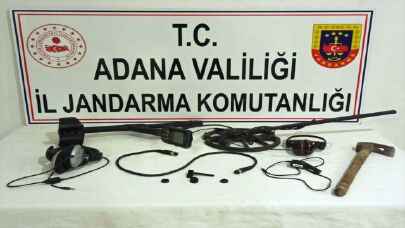 Adana’da define arayan 3 şüpheli suçüstü yakalandı