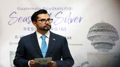 Guatemalalı sanatçı Valdiviezo’nun resim sergisi Ankara’da açıldı