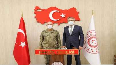3. Ordu Komutanı Korgeneral Türkgenci, Bingöl Valisi Ekinci’yi ziyaret etti