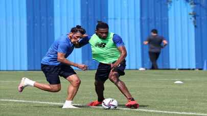 Adana Demirspor, Çaykur Rizespor maç hazırlıkları tam gaz devam ediyor