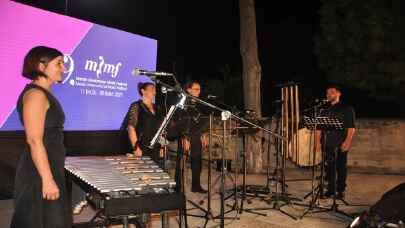 Damask Vocal Quartet sahne aldı