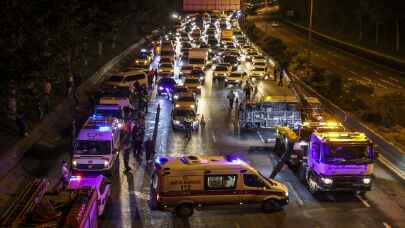 Zincirleme trafik kazası: 5 yaralı