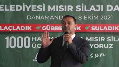 Silivri Belediyesi besicilere ücretsiz mısır silajı dağıttı